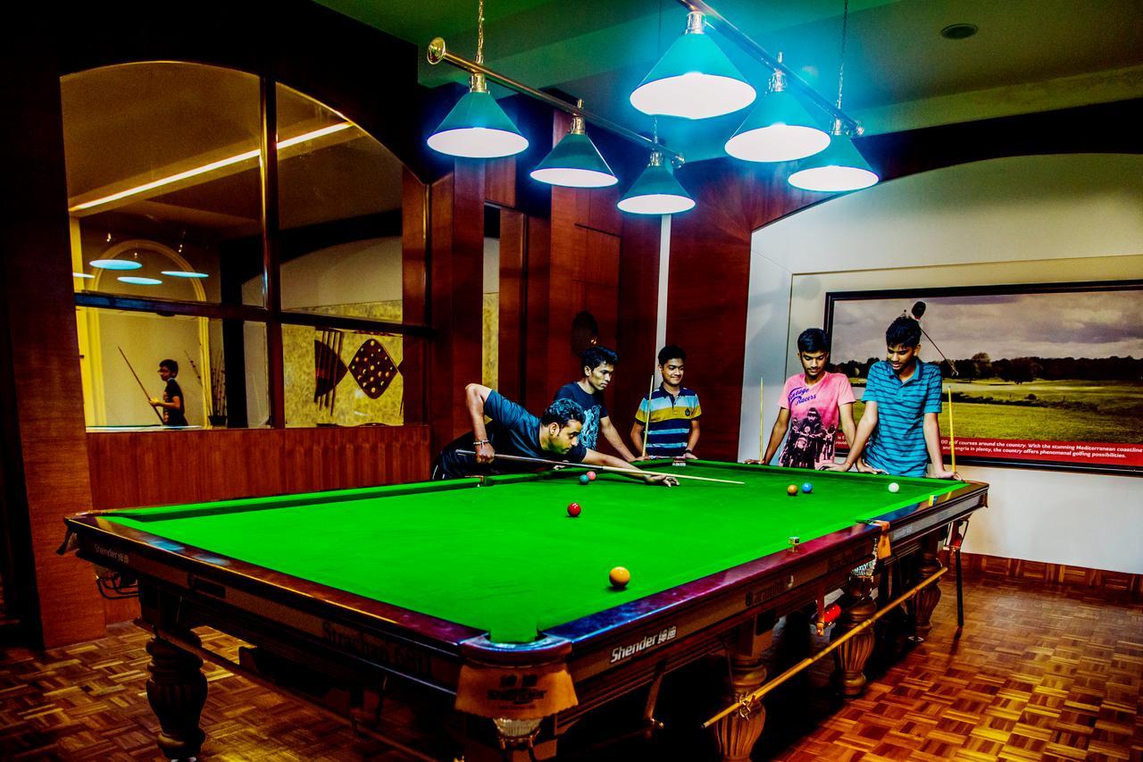 Club Paraiso Rāipur Exterior foto