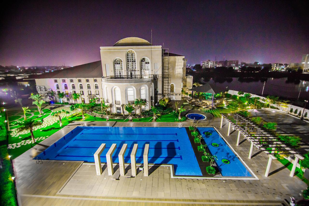 Club Paraiso Rāipur Exterior foto
