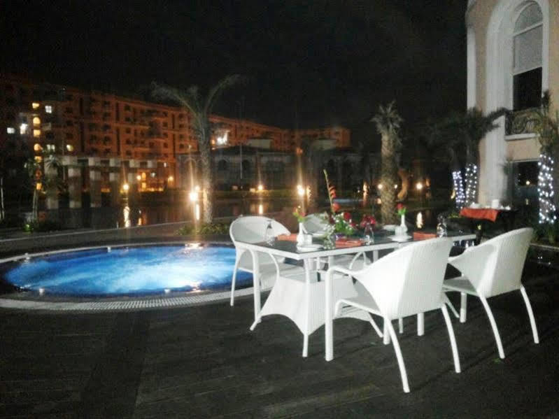 Club Paraiso Rāipur Exterior foto